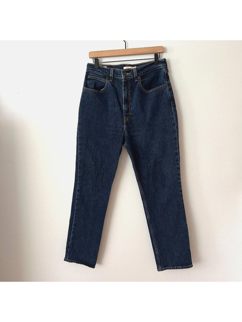 Levi's Premium 70s High Slim Straight Leg Jeans Dark Wash Women's Size 30